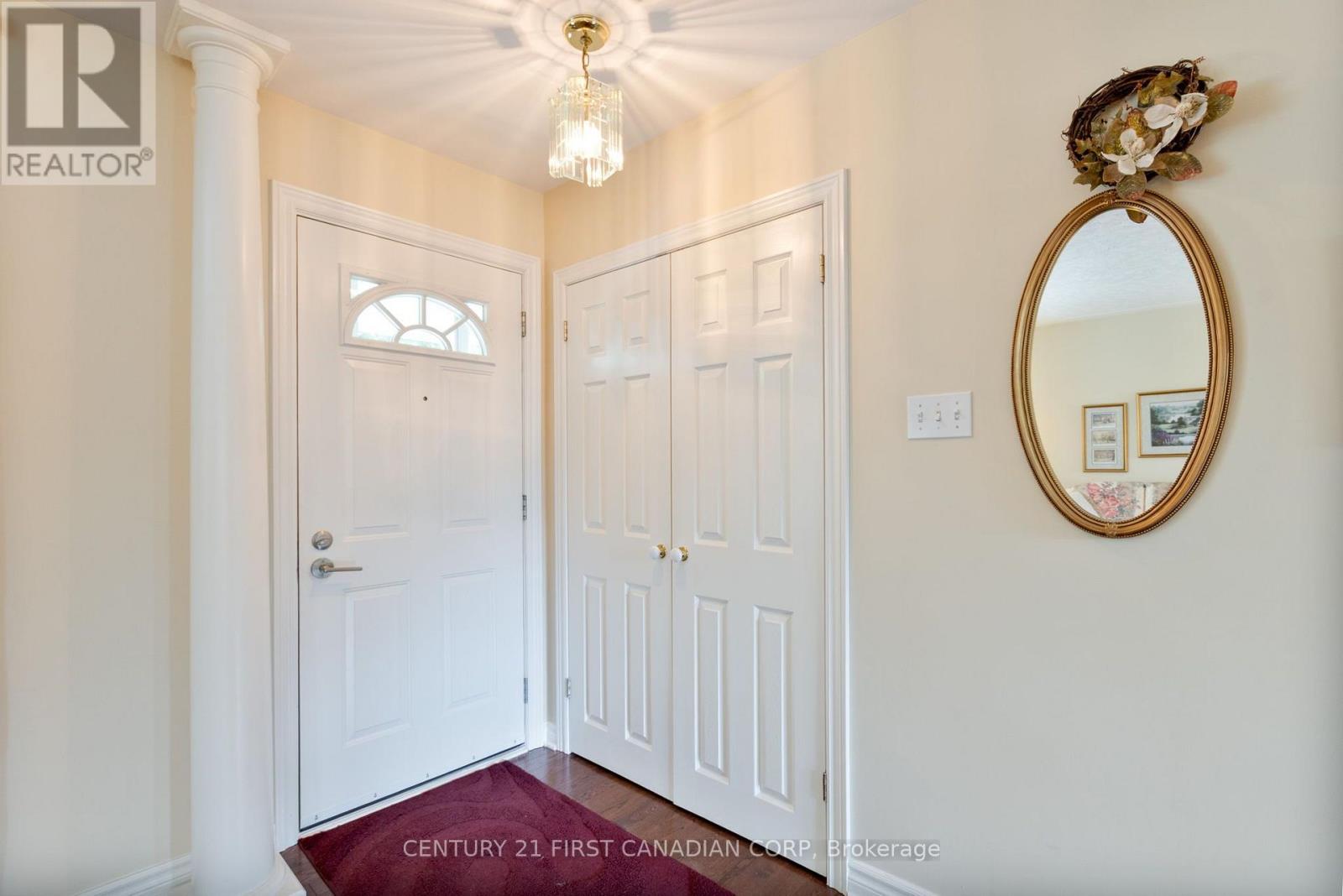 135 DOWNING CRESCENT - Image 5