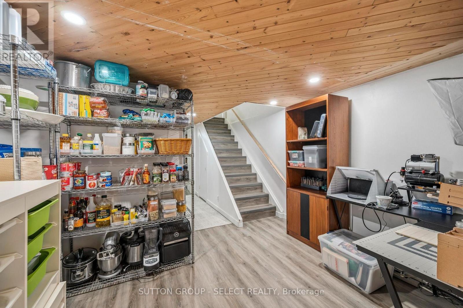 #30 44 ARBOUR GLEN CRESCENT - 17