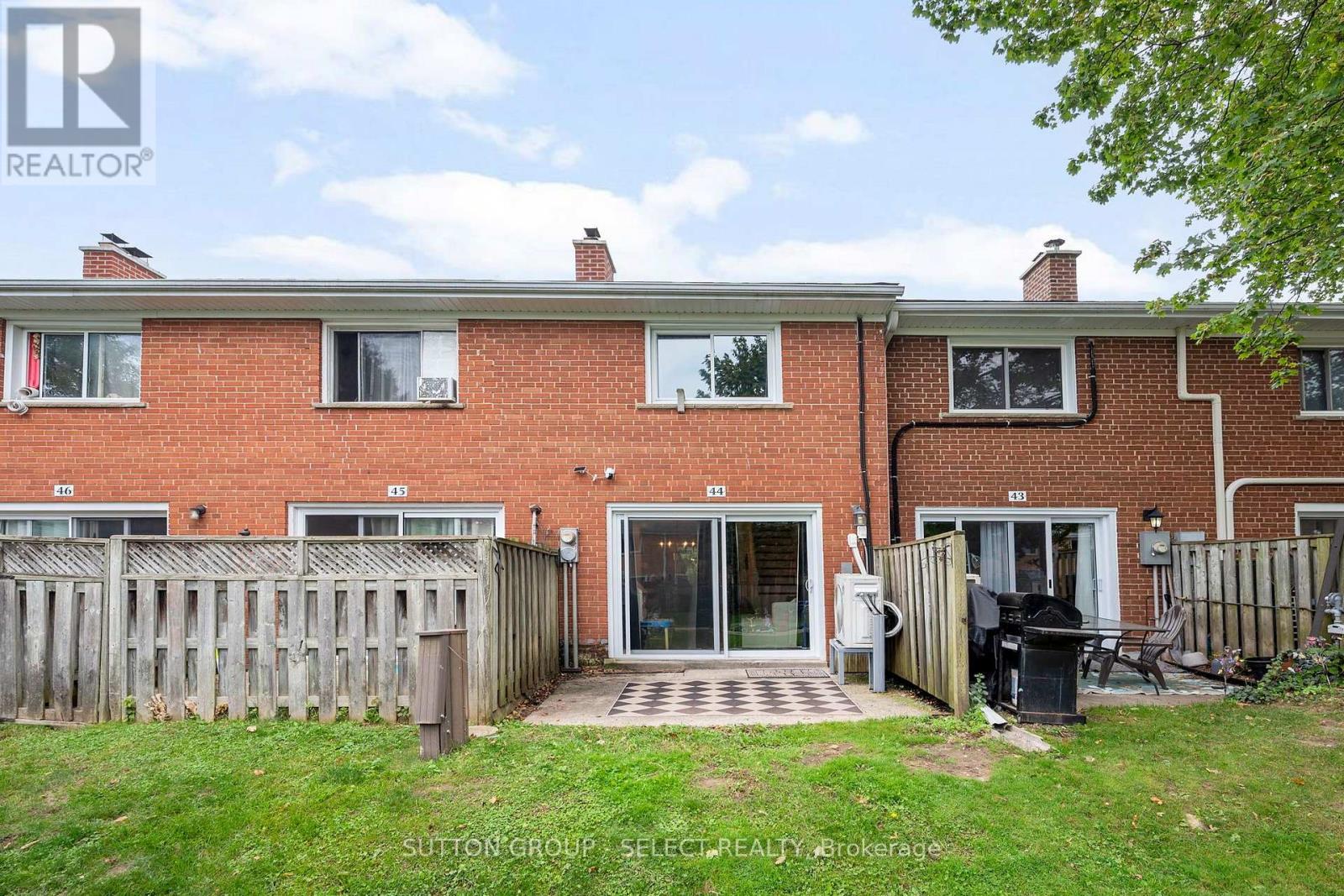 #30 44 ARBOUR GLEN CRESCENT - Image 20
