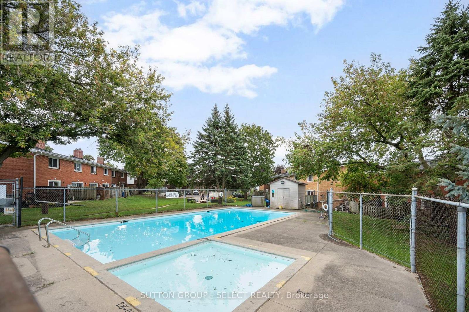 #30 44 ARBOUR GLEN CRESCENT - 25
