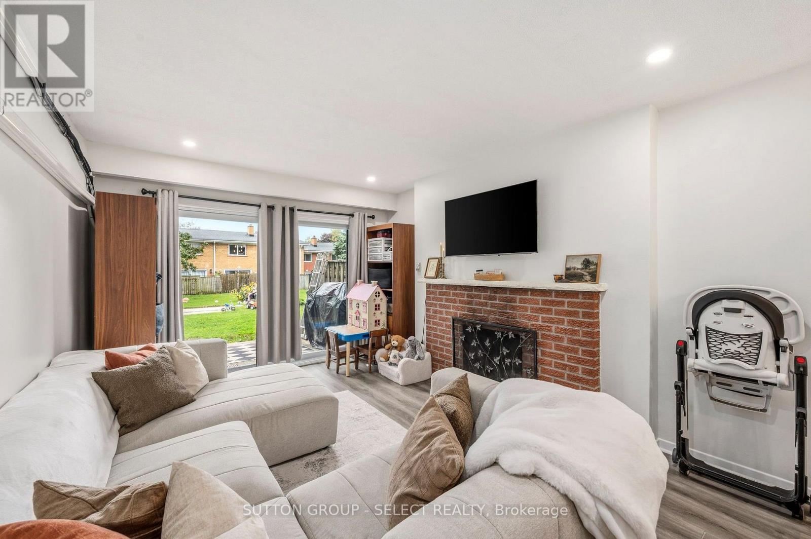 #30 44 ARBOUR GLEN CRESCENT - 8