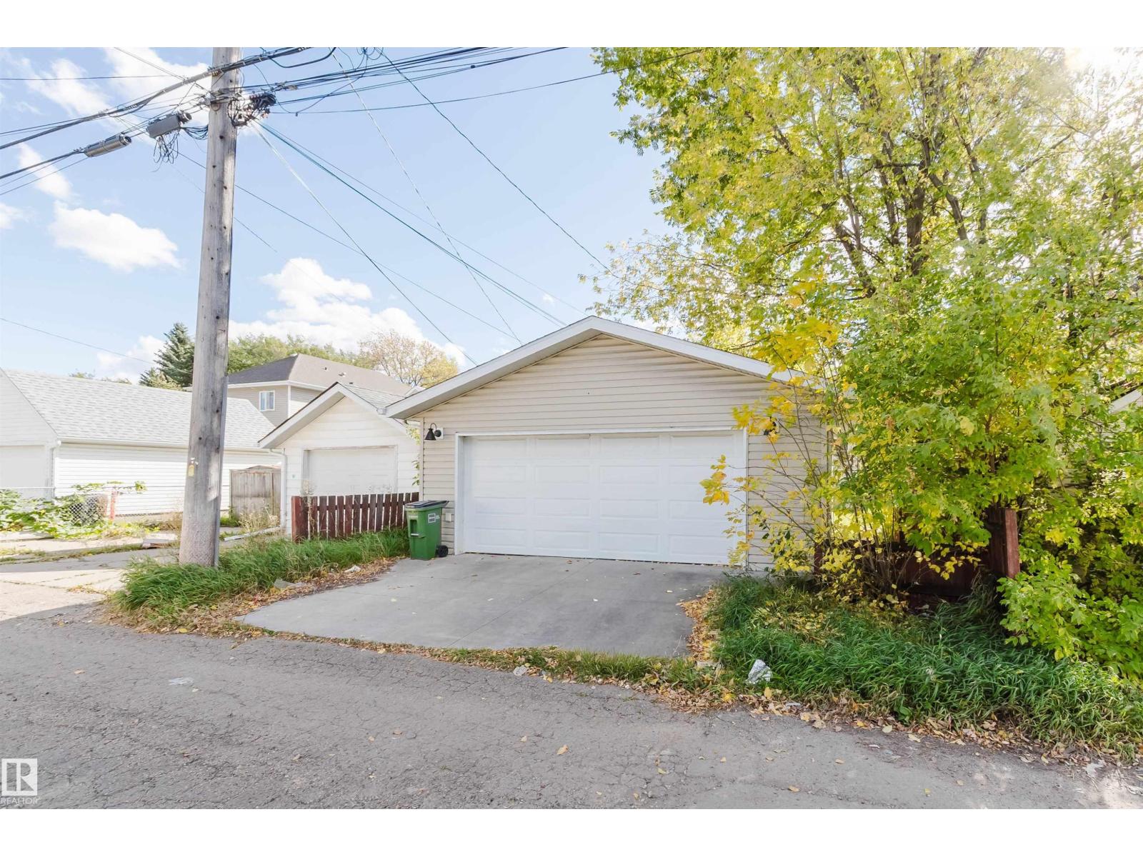 10840 74 AV NW - Image 27