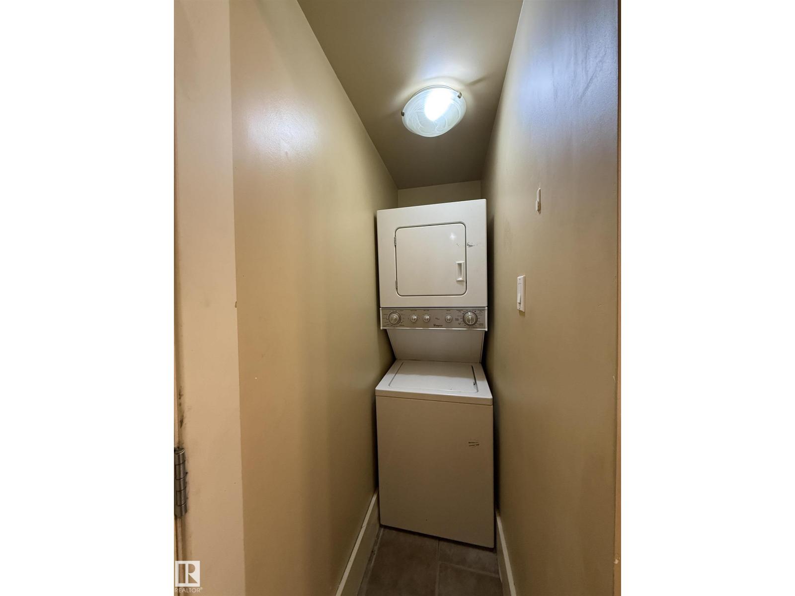 #103 11916 104 ST NW - 11