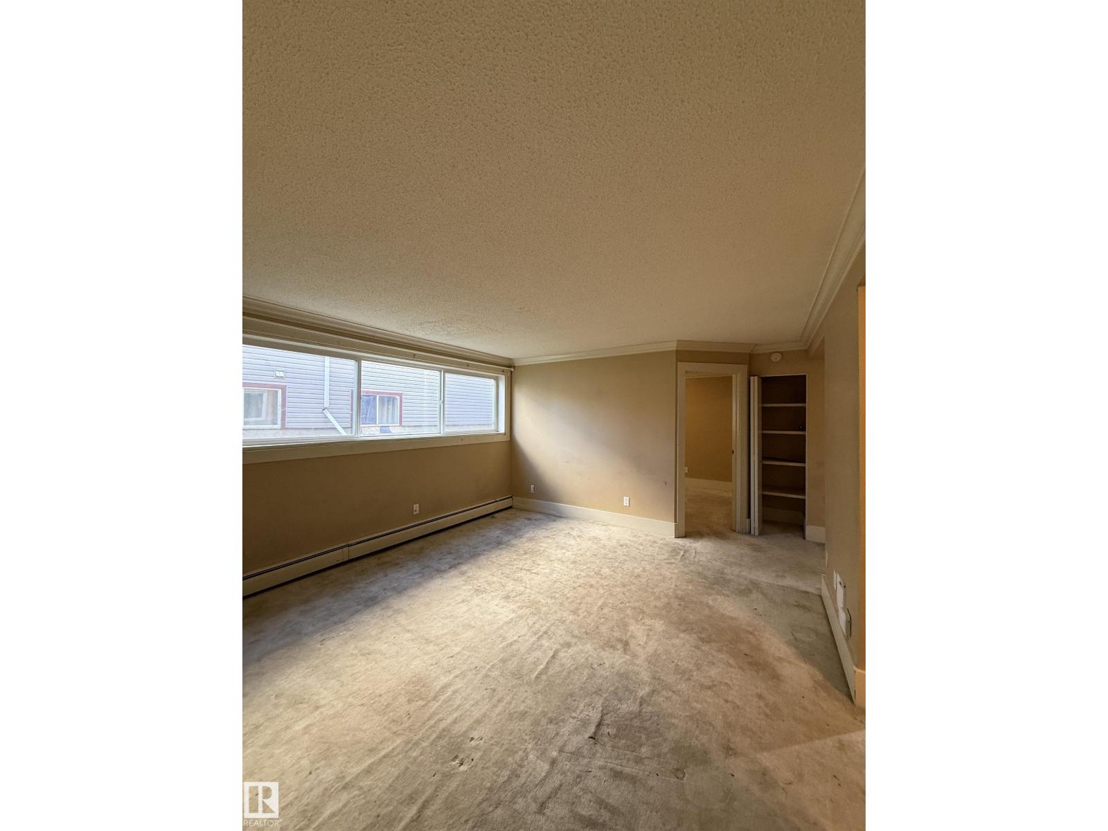 #103 11916 104 ST NW - 6