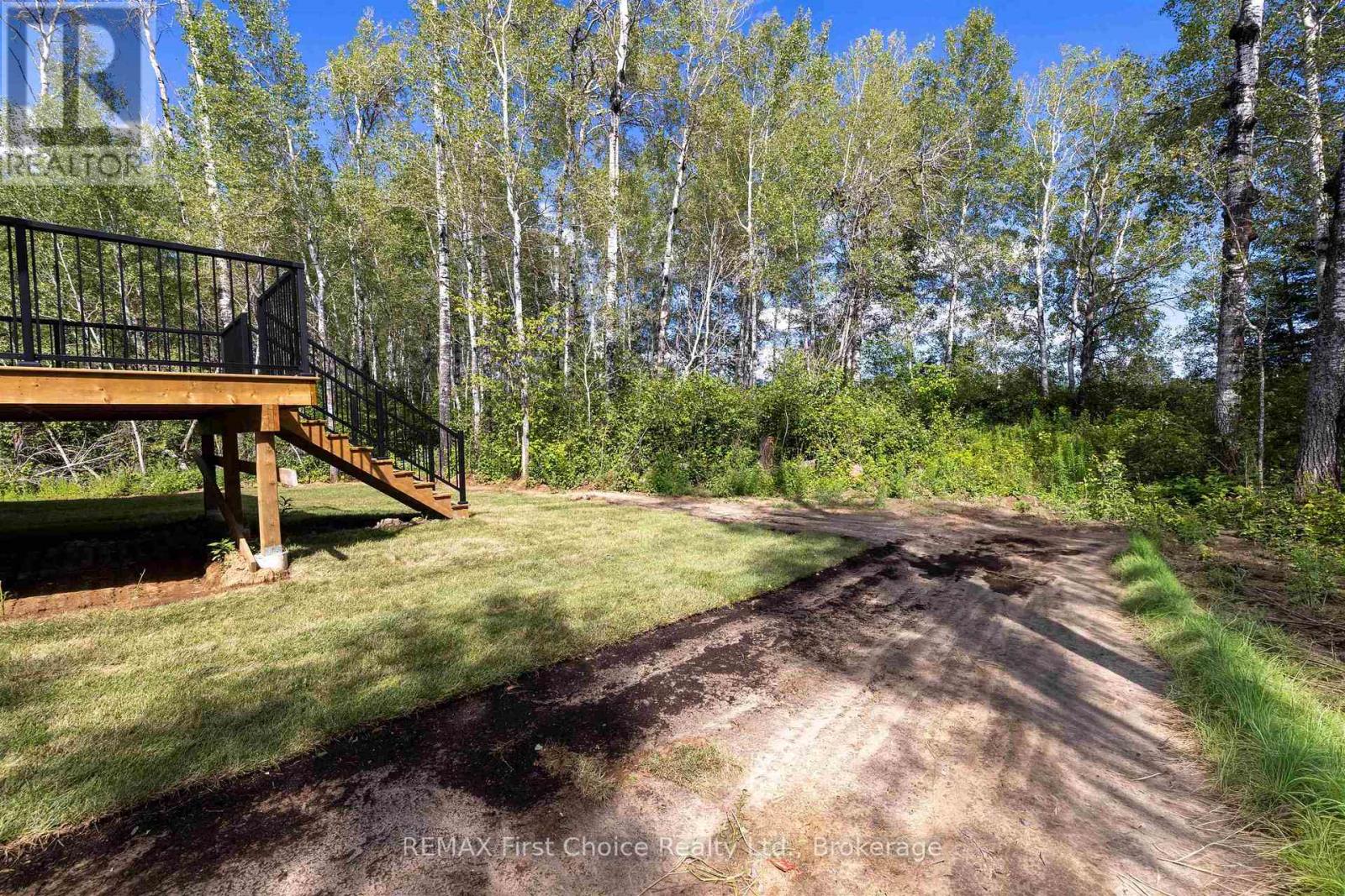 3435 KING GEORGE'S PARK DRIVE - 14