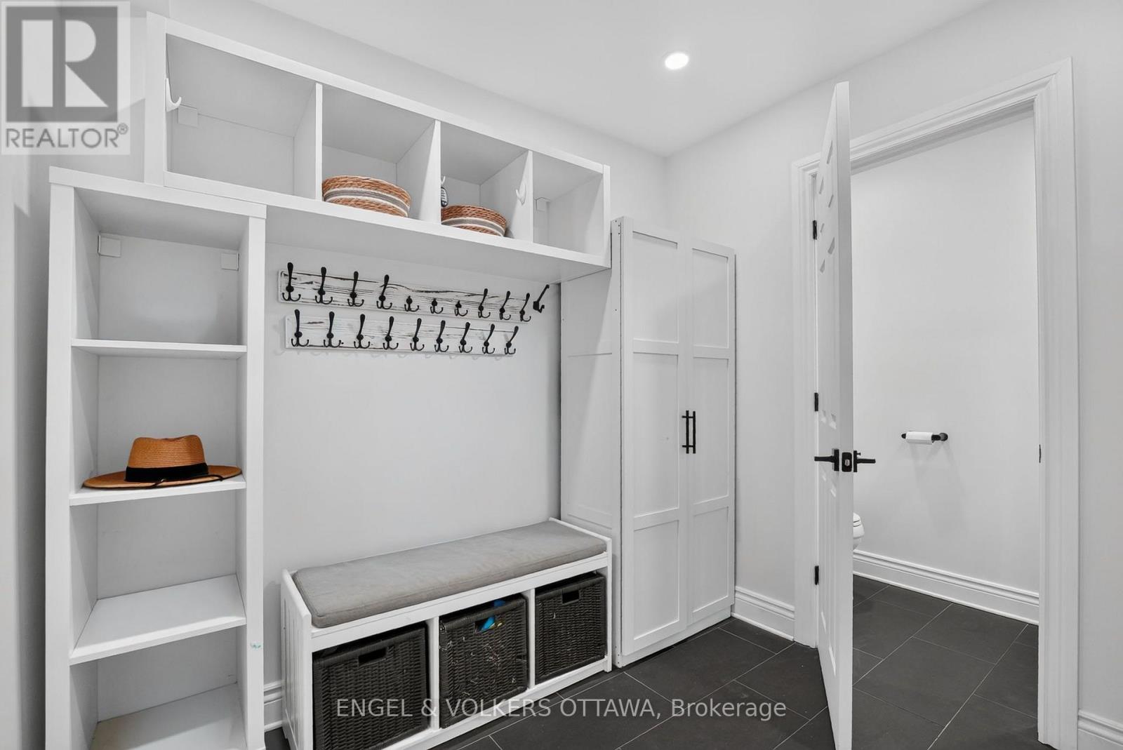 1330 KILBORN AVENUE - Image 18