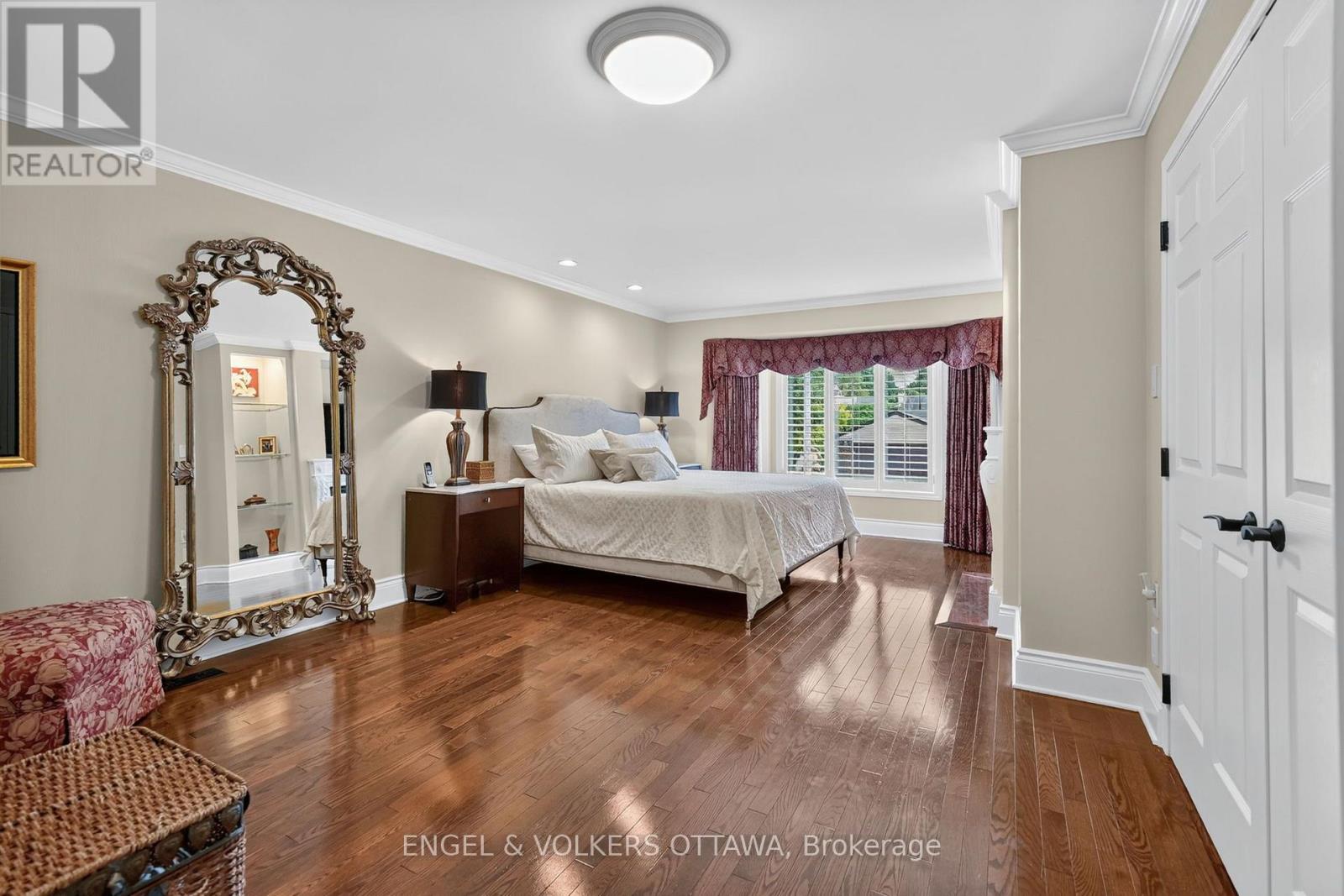 13 LYNHURST AVENUE - Image 20