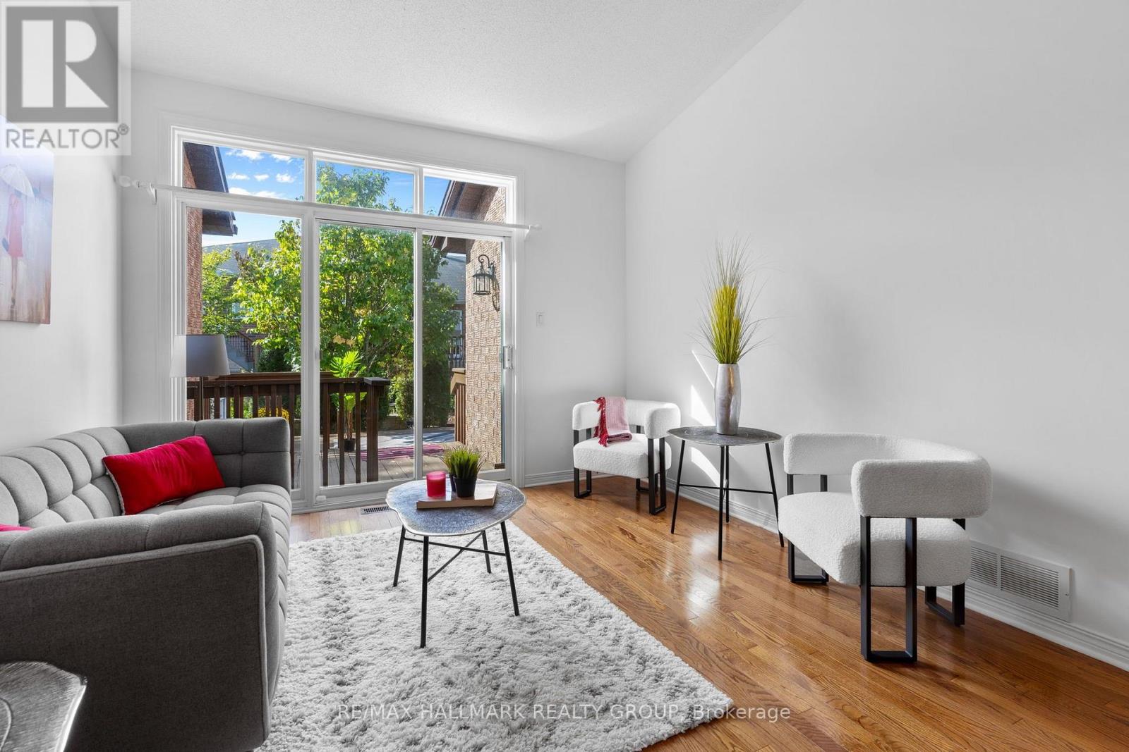 17 QUINTERRA COURT - 8
