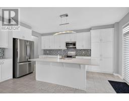 18 Sweetbay Circle, Ottawa, ON K2S0W8 Photo 13