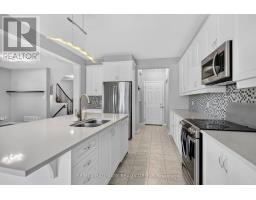 18 Sweetbay Circle, Ottawa, ON K2S0W8 Photo 14