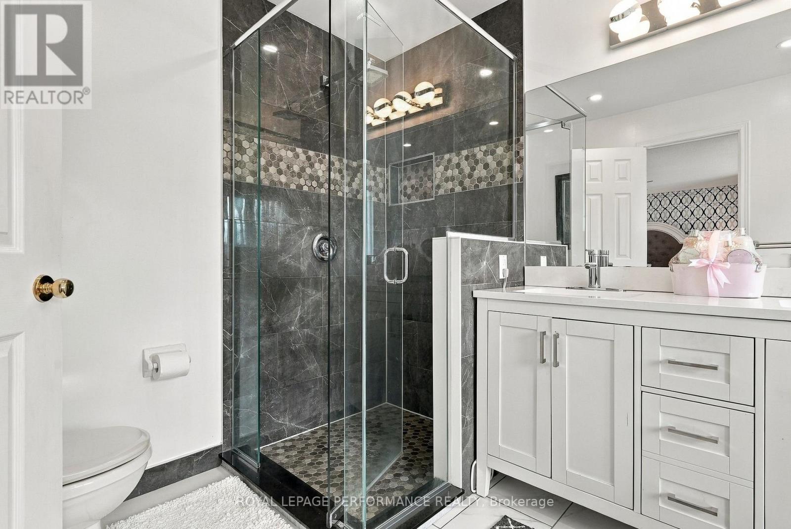 2151 Melanson Crescent