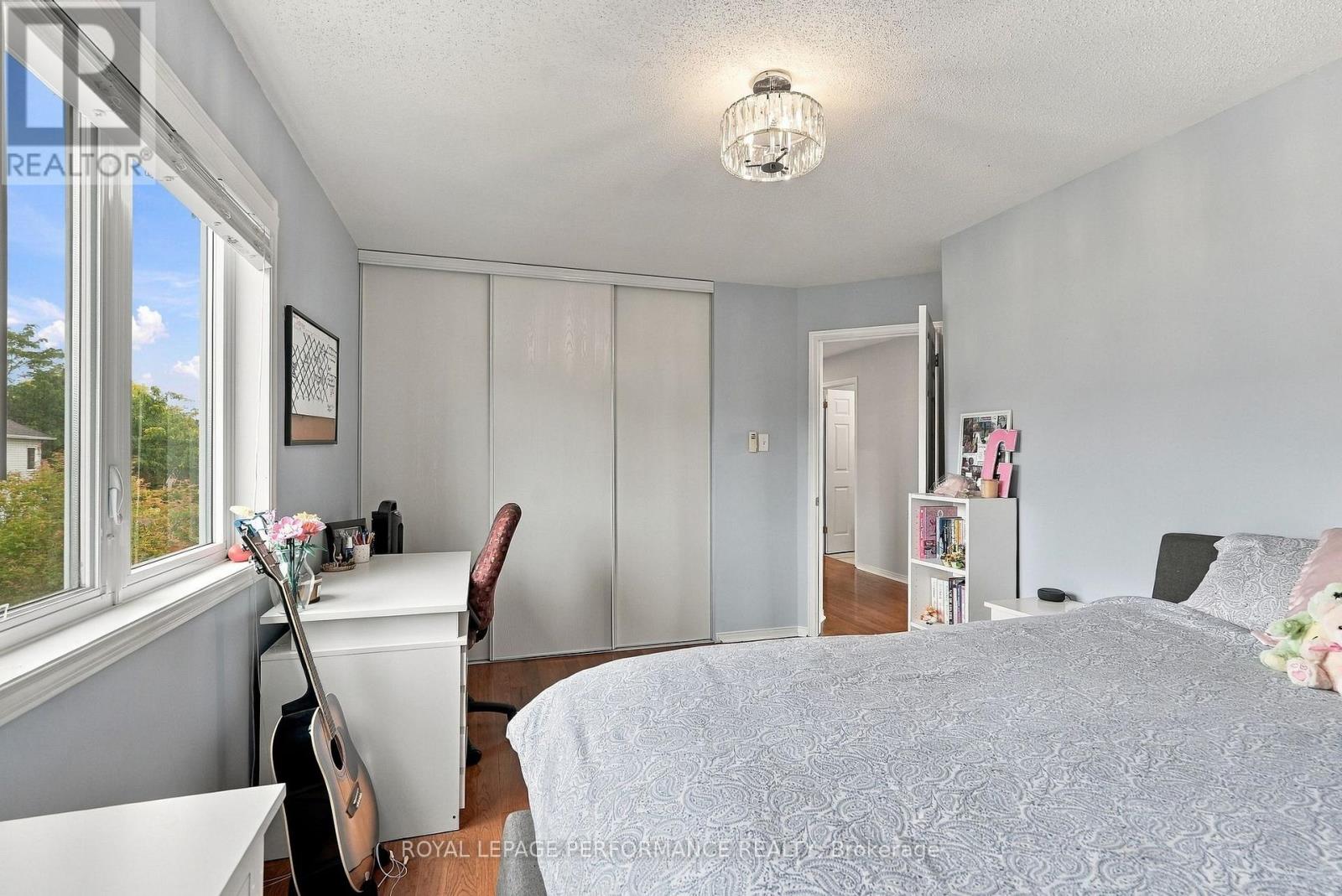 2151 Melanson Crescent