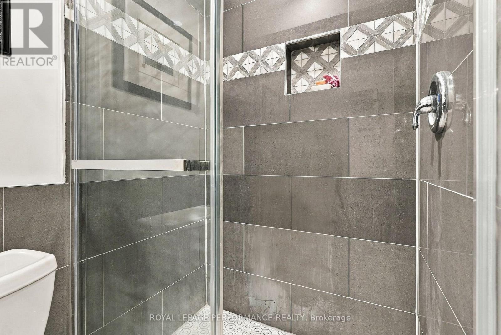 2151 Melanson Crescent