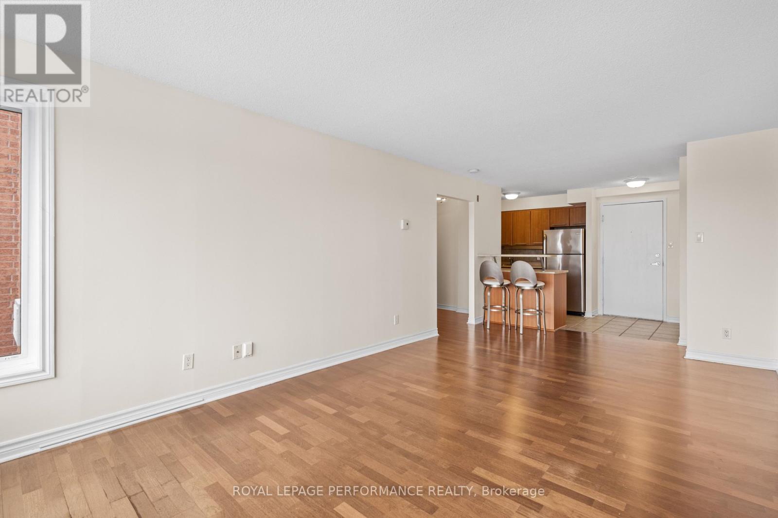 609 - 225 Alvin Road