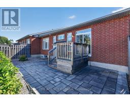 111 Bartlett Private, Ottawa, ON K1V2A9 Photo 43