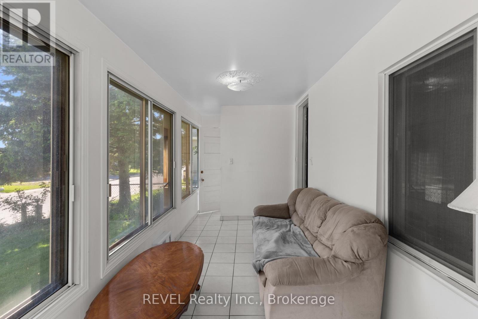 6401 TAYLOR STREET - 5