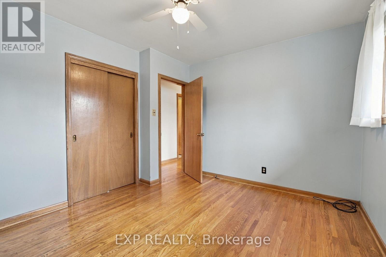 2 GLENGROVE CIRCLE - 21