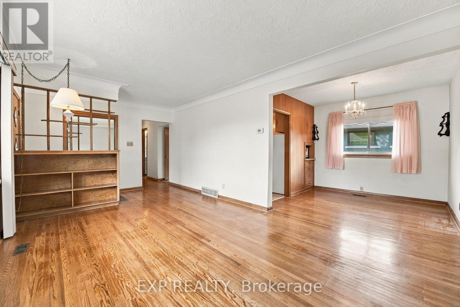 2 GLENGROVE CIRCLE - 9