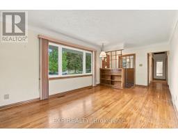 2 Glengrove Circle, St  Catharines, ON L2T2Y9 Photo 11