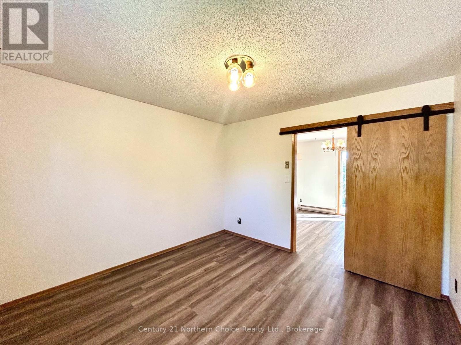 1021 THIRD STREET E - 14