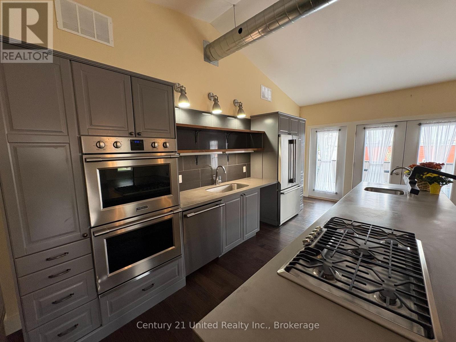 628 Ontario Street — photo 29