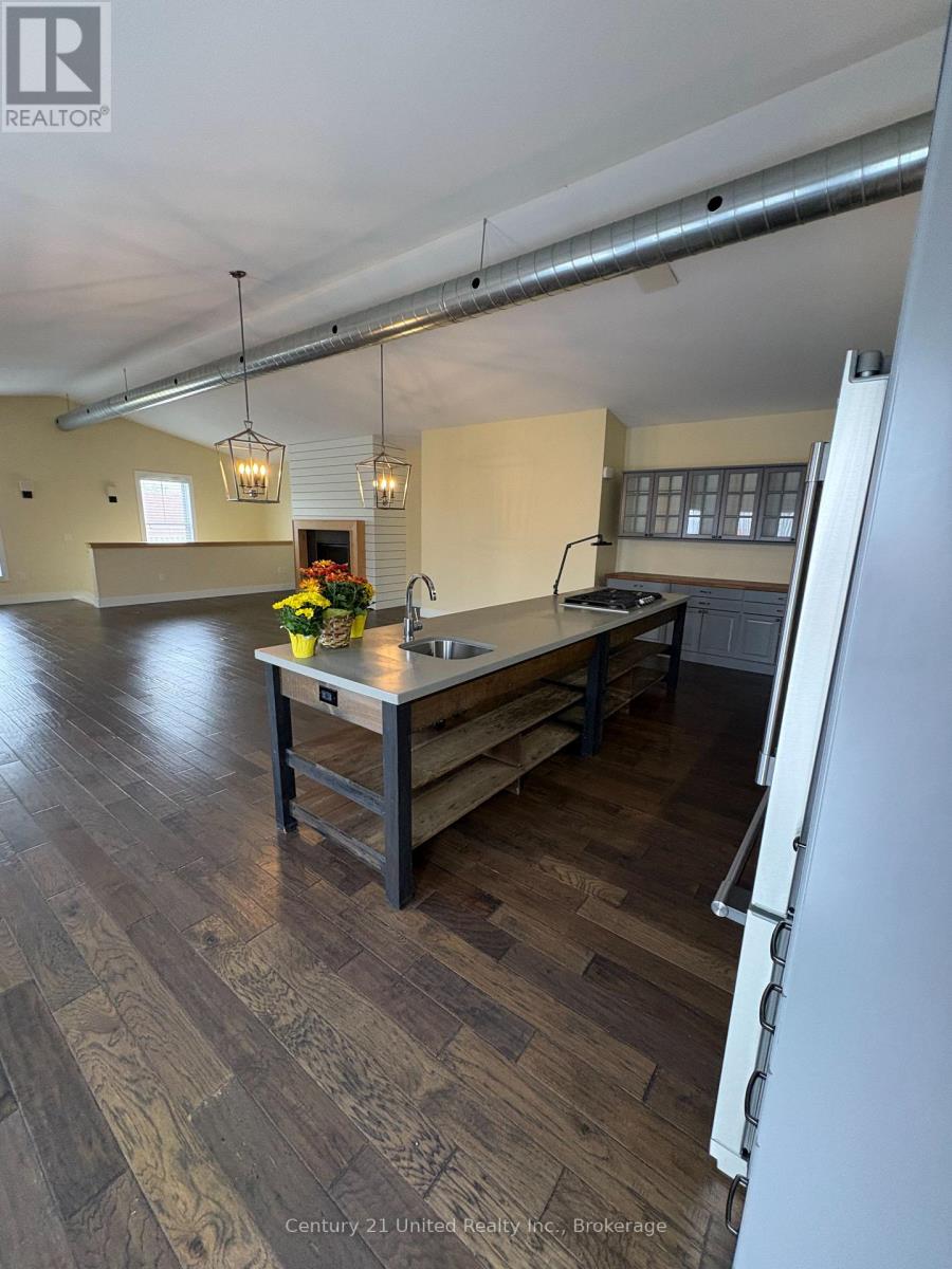 628 Ontario Street — photo 37