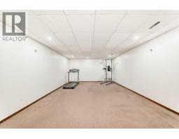 320 Sunmills Drive Se, Calgary, AB T2X3E7 Photo 38