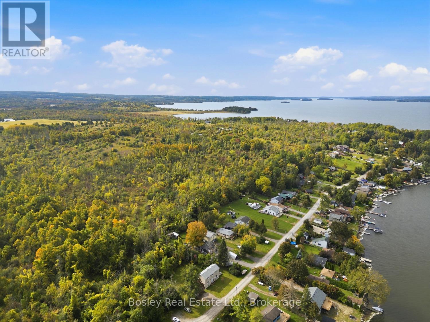 #52 6108 CURTIS POINT ROAD - 37