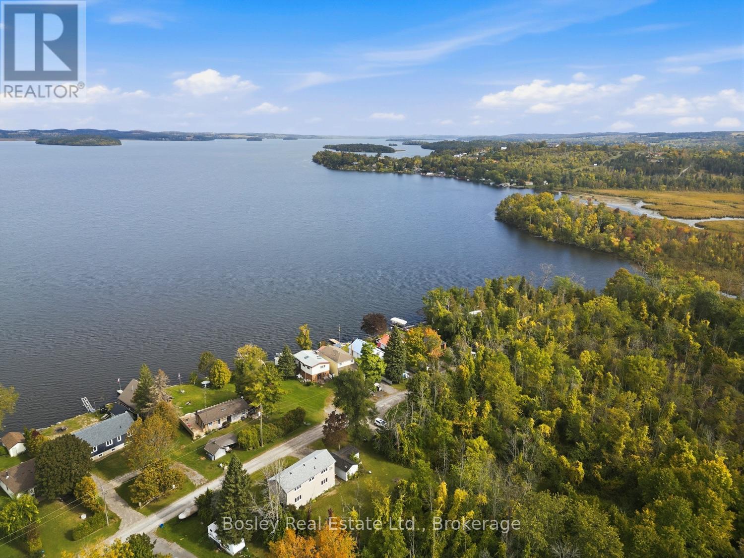 #52 6108 CURTIS POINT ROAD - 39