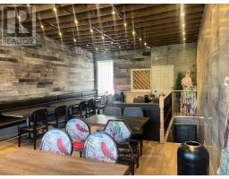 394 Spadina Avenue, Toronto, ON M5T2G5 Photo 6
