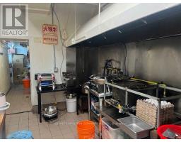 394 Spadina Avenue, Toronto, ON M5T2G5 Photo 8
