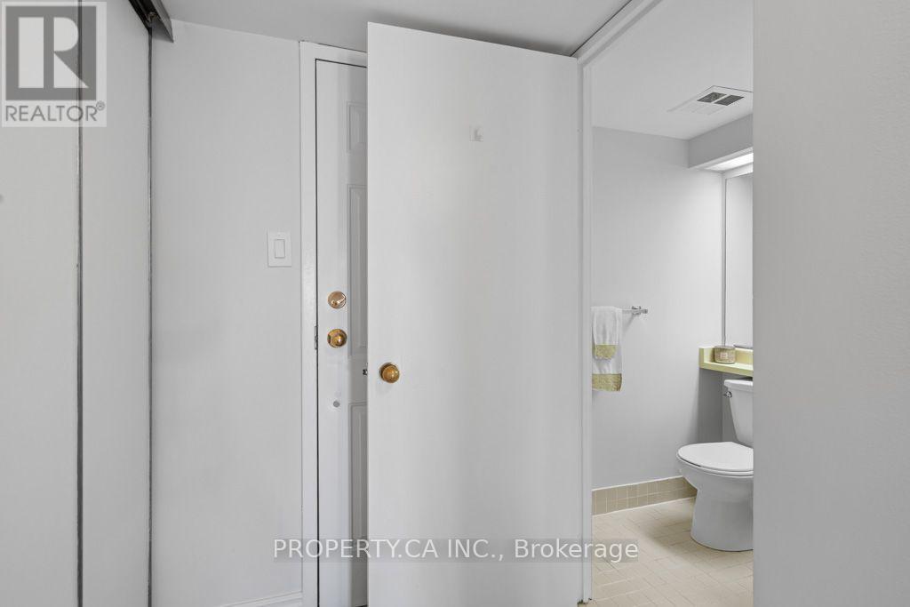 #608 65 SCADDING AVENUE - Image 3