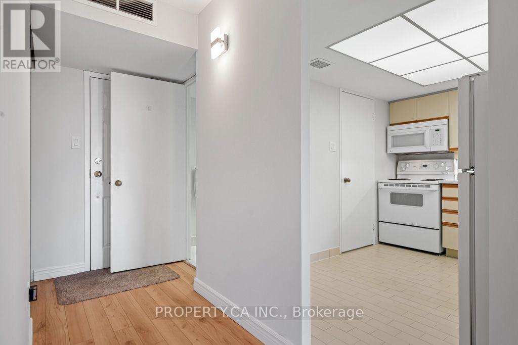 #608 65 SCADDING AVENUE - 5
