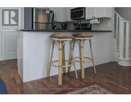 16 - 68 Carr Street, Toronto, ON M5T1B7 Photo 7