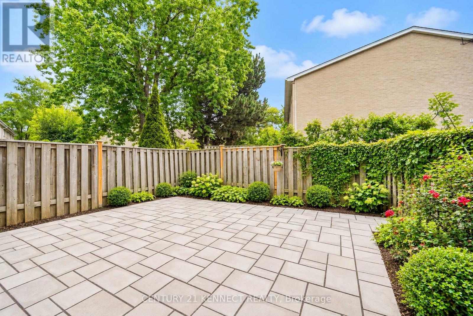#103 65 RAMEAU DRIVE - Image 4