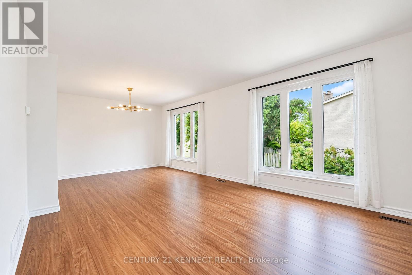 #103 65 RAMEAU DRIVE - Image 6