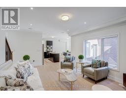 Kitchen - 3b Norbury Crescent, Toronto, ON M1P3J7 Photo 10