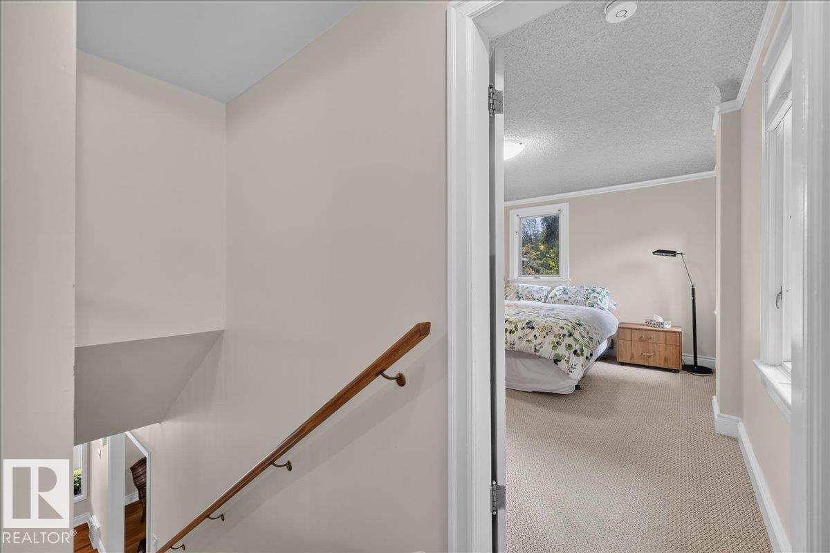 30 ST GEORGE'S CR NW - Image 36