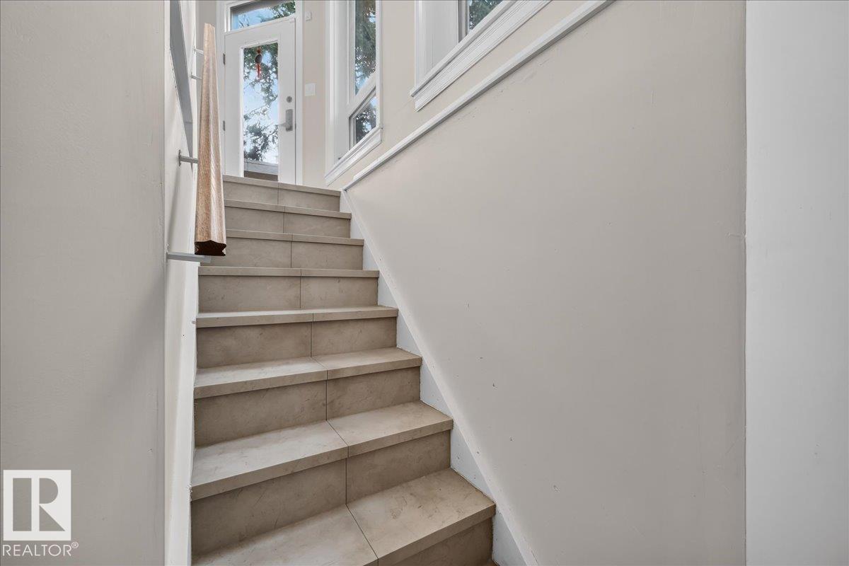 30 ST GEORGE'S CR NW - Image 52
