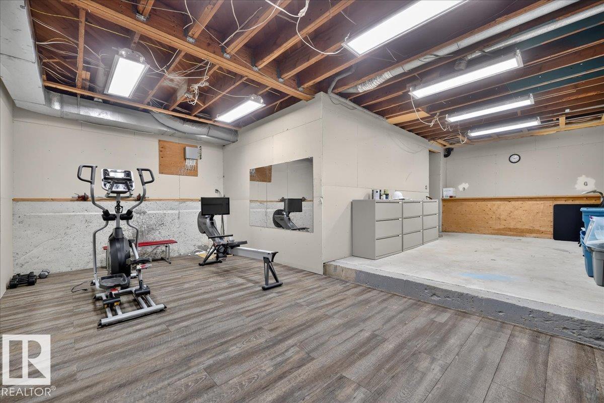 30 ST GEORGE'S CR NW - 57