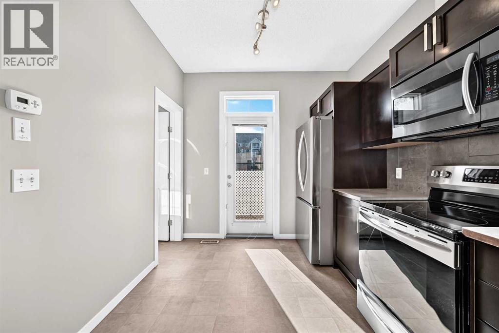 108 New Brighton Point SE, Calgary, Alberta, T2Z1B8 — thumbnail 8