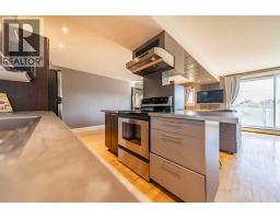 Living room - 6, 1530 26 Avenue Sw, Calgary, AB T2T1C5 Photo 6