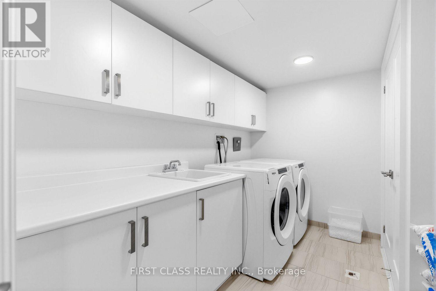 108 SOUTH PARK ROAD - 34