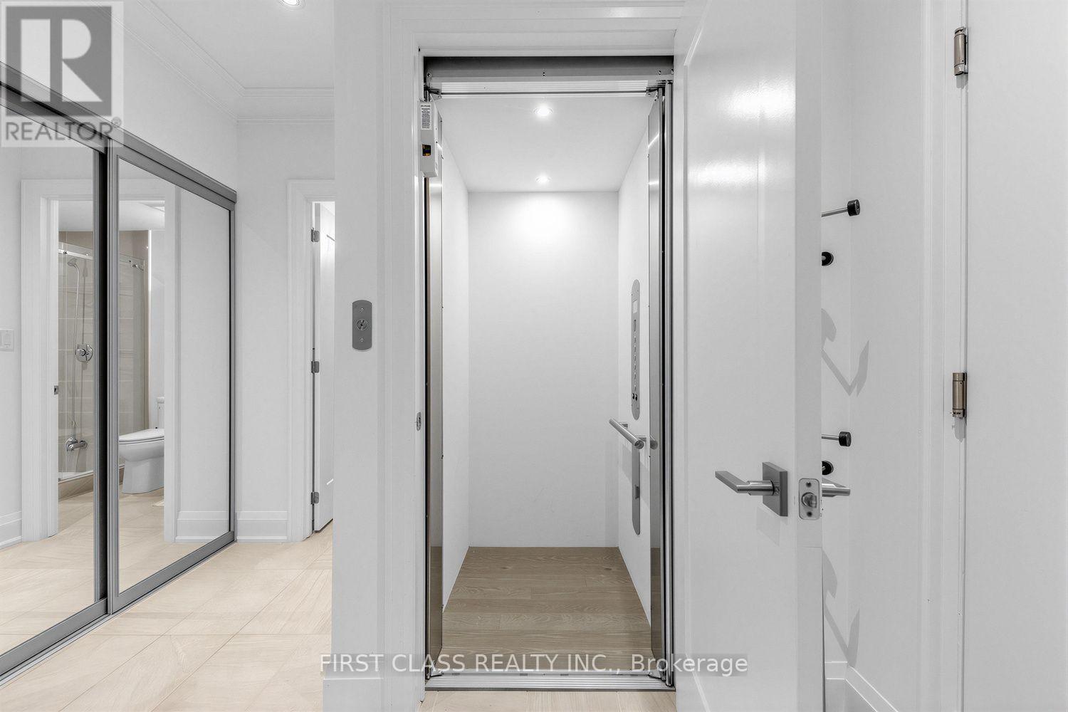 108 SOUTH PARK ROAD - 9
