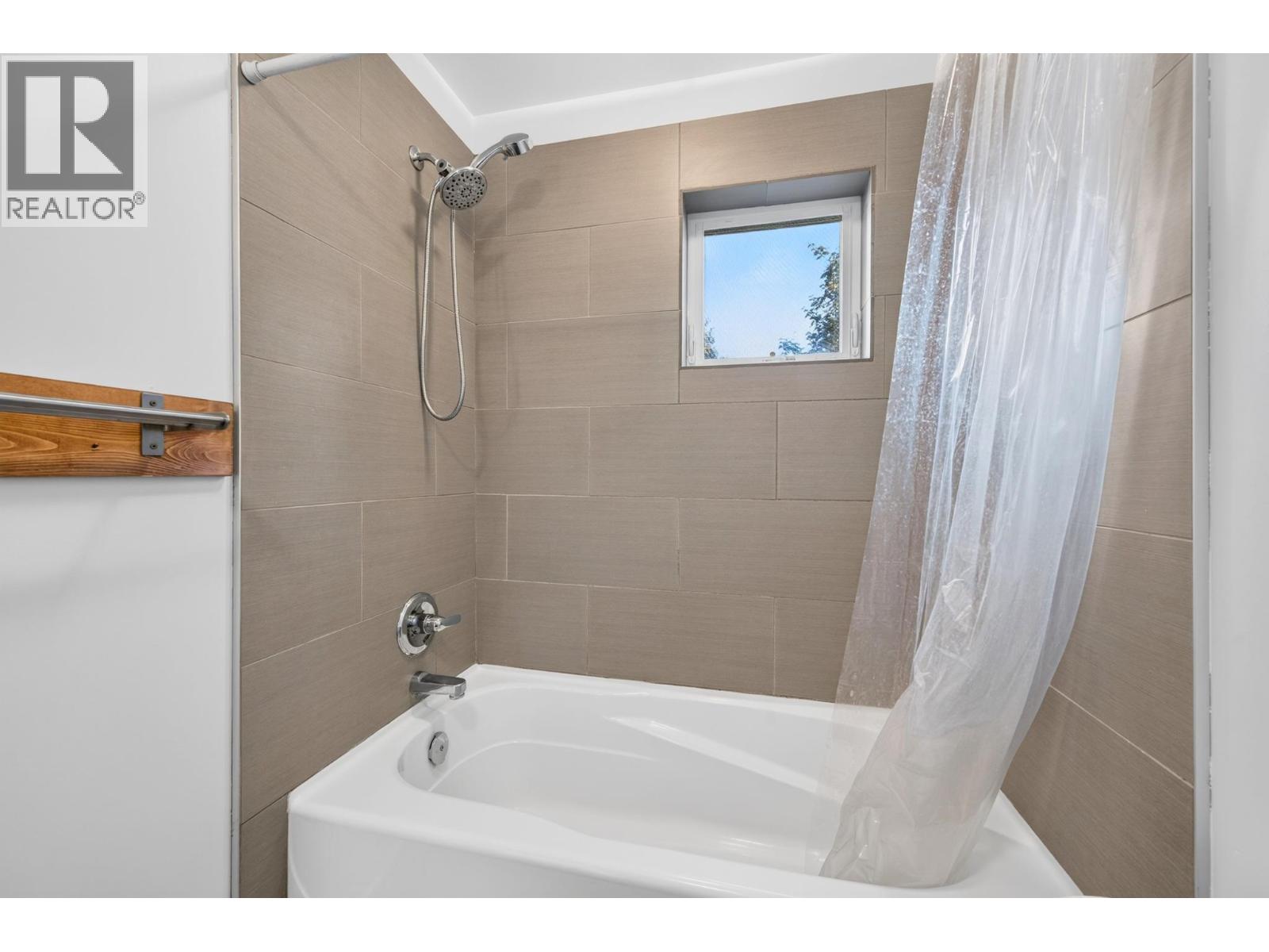 504 A 10th Street S - 42