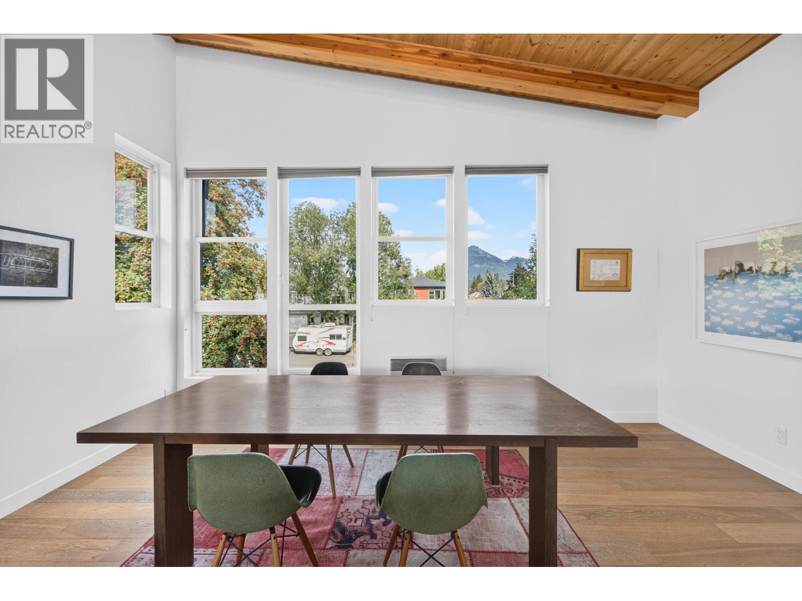 504 A 10th Street S - 20