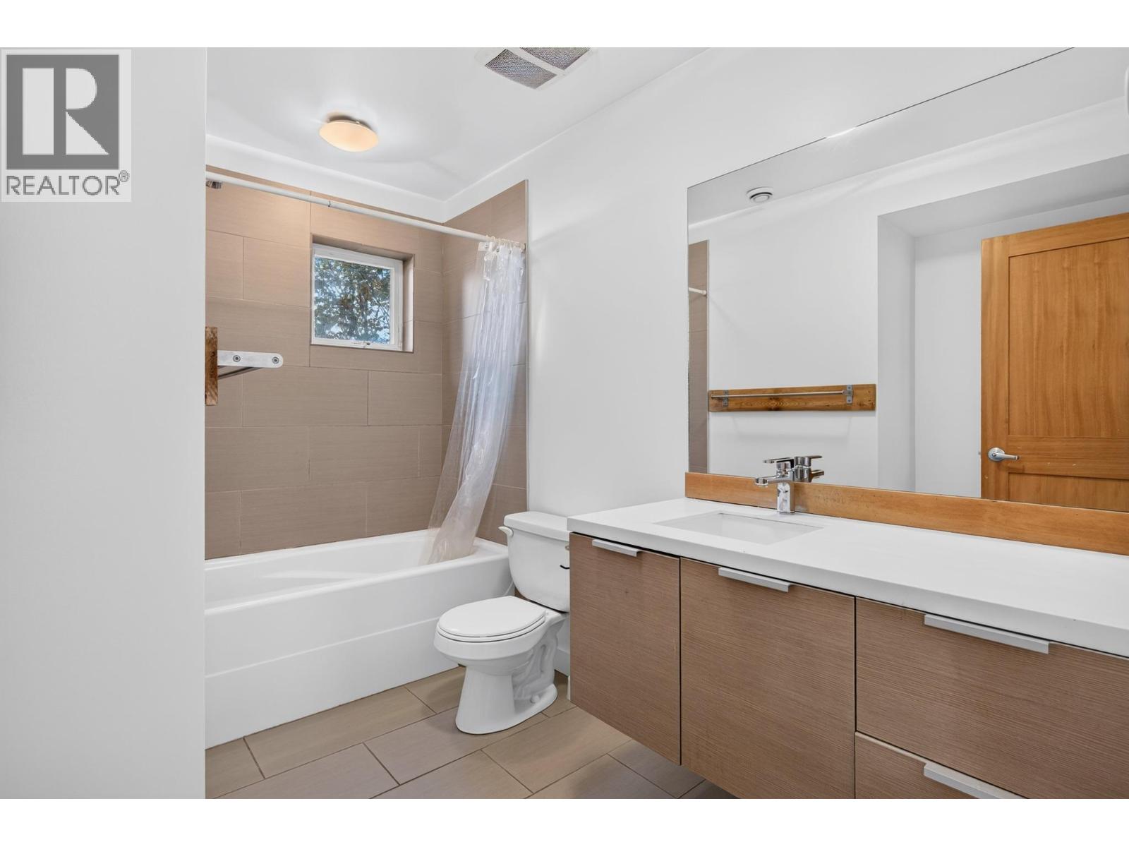 504 A 10th Street S - 41