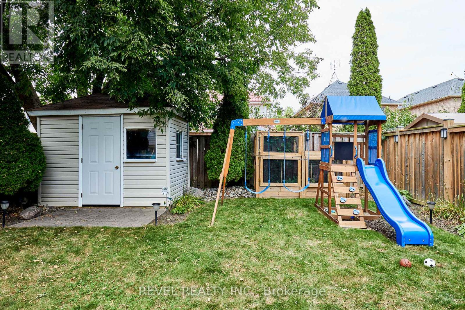 20 BREAKWATER DRIVE - 39