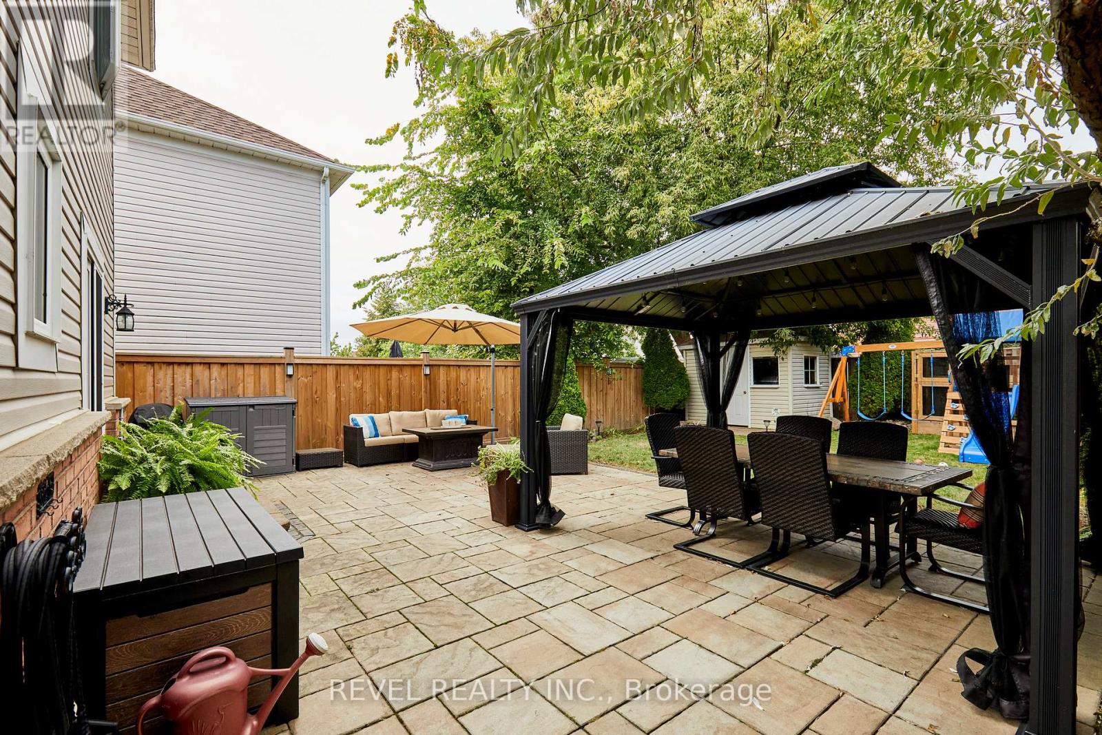 20 BREAKWATER DRIVE - 40