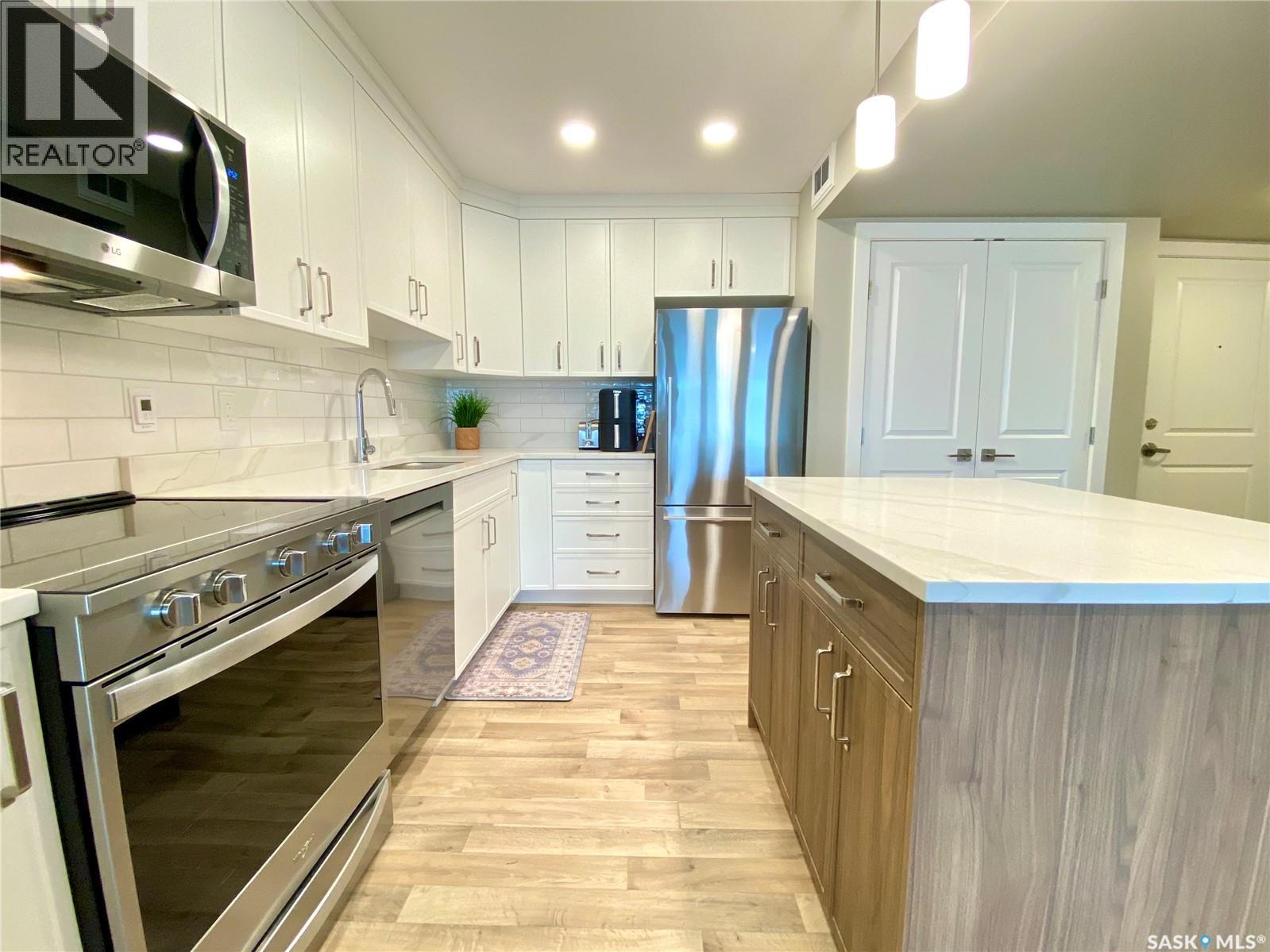 #105 318 108th STREET W - Image 6